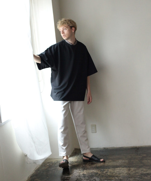 NILWAY（ニルウェイ）の「ジョーゼット クルーネックビッグTシャツ【イージーケア】（Tシャツ/カットソー・メンズ・ベージュ/ブラック/ホワイト/ネイビー/ブラウン/グレー/ライトベージュ/グリーン/ブルーグレー/グレイッシュベージュ・MEDIUM/LARGE）」の17枚目の写真