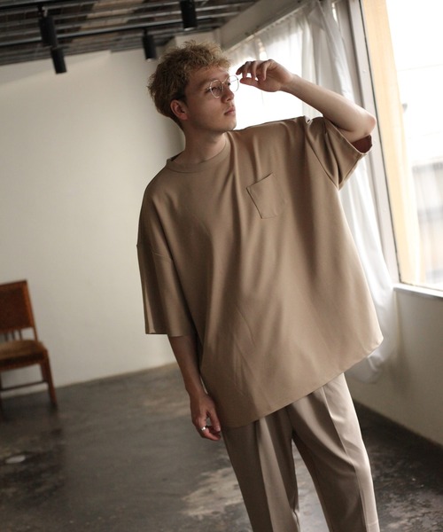 NILWAY（ニルウェイ）の「ジョーゼット クルーネックビッグTシャツ【イージーケア】（Tシャツ/カットソー・メンズ・ベージュ/ブラック/ホワイト/ネイビー/ブラウン/グレー/ライトベージュ/グリーン/ブルーグレー/グレイッシュベージュ・MEDIUM/LARGE）」の20枚目の写真