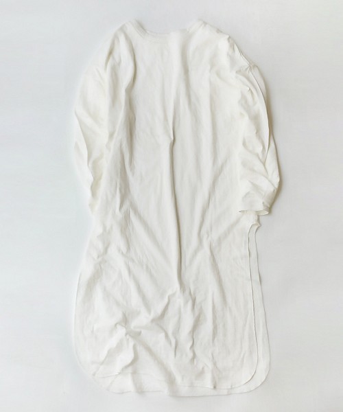 TODAYFUL(トゥデイフル)の「ダブルフェイスロングTシャツ(Tシャツ/カットソー・レディース・ホワイト/ブラック・FREE)」の3枚目の写真