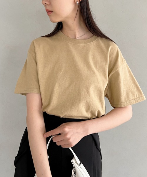 GILDAN（ギルダン）の「【GILDAN】ギルダン/ 色・サイズ展開豊富 半袖無地 クルーネック Tシャツ ウルトラコットン100% 6.0oz ベーシック無地カットソー ビッグサイズ 5部袖 1/2スリーブ（Tシャツ/カットソー・レディース・ホワイト/ネイビー/ブラック/マルーン/サンドベージュ/チョコ/タン/チャコール/オリーブ/ナチュラル/ラベンダー/グリーン系その他/サンドグレー/グリーン/ダークグリーン/アッシュグレー/ライトピンク/ミント/オレンジ/ブルー/ライム/イエロー/レッド/グレー/パープル/ライトブルー・M/XL/L/XXL/S）」の9枚目の写真