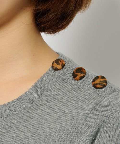 X-girl(エックスガール)の「BASIC KNIT TOP(ニット/セーター・レディース・ホワイト/ブラック/アッシュグレー/ネイビー・1/2)」の10枚目の写真