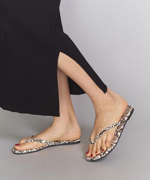 BEAUTY&YOUTH UNITED ARROWS(ビューティーアンドユースユナイテッドアローズ)の「BY フェイクレザー トングサンダル ◆(サンダル・レディース・ブラック/シルバー/ゴールド/ホワイト/その他1/ベージュ・38/36/37/35)」の6枚目の写真