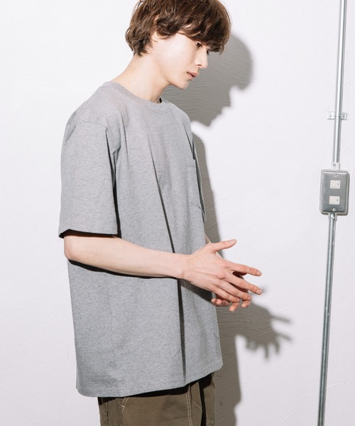 FRUIT OF THE LOOM(フルーツオブザルーム)の「7oz 天竺 ポケットTシャツ / ポケット / 半袖 / シンプル / カジュアル / 無地 / インナー / ユニセックス(Tシャツ/カットソー・メンズ・ホワイト/ベージュ/グレー/ネイビー/カーキ/ブラック・L/XL/S/XS/M)」の20枚目の写真