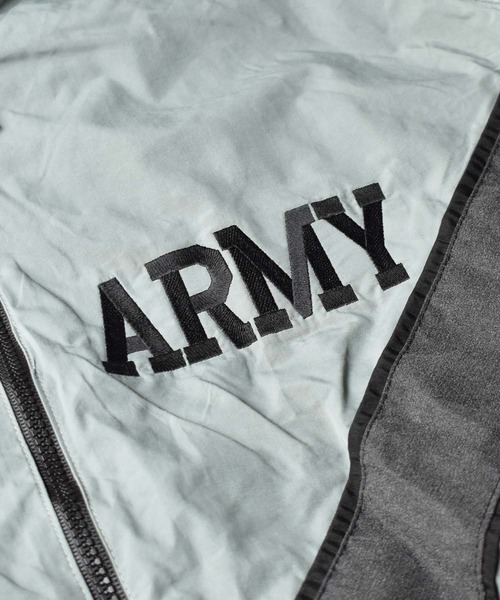 US ARMY ナイロン ジャケット LARGE REGULAR デッドストック U.S.AIR FORCE ナイロントレーニングジャケット [Dead Stock