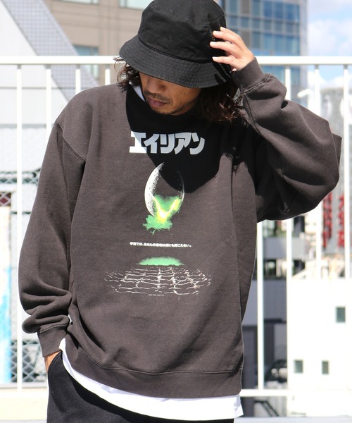 THRIFTY LOOK(スリフティールック)の「THRIFTY LOOK/スリフティルック ”ALIEN” CREW SWEAT(スウェット・メンズ・ブラック系その他2/ブラック系その他/ブラック・XL)」の2枚目の写真