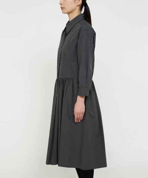 新品同様 マーガレットハウエル 新型花びら襟ドレス ワンピース 75,900円 MARGARET HOWELL(マーガレット・ハウエル)のワンピース・ドレス