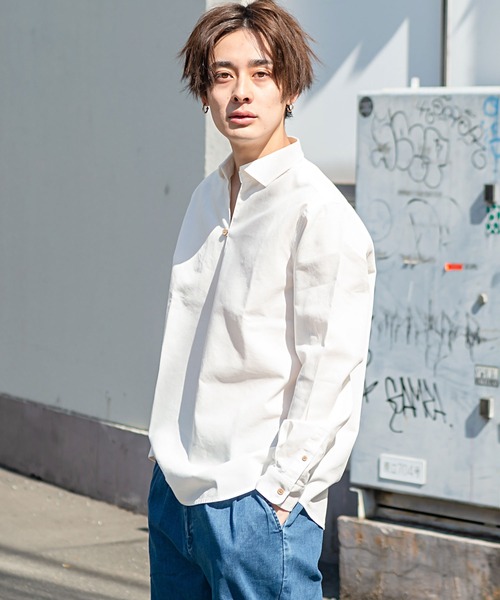 SILVER BULLET(シルバーバレット)の「『CavariA/キャバリア』パナマ長袖カプリシャツ(シャツ/ブラウス・メンズ・ブラック系その他/ベージュ系その他/ミント/ホワイト/ネイビー/ブルー系その他/ホワイト系その他/ピンク/ベージュ/ブラック/ブルー・M/L/XL)」の2枚目の写真