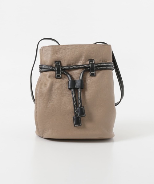 URBAN RESEARCH DOORS（アーバンリサーチドアーズ）の「the dilettante　DRAWING POCHETTE（ショルダーバッグ・レディース・ベージュ系その他・ONE）」の6枚目の写真