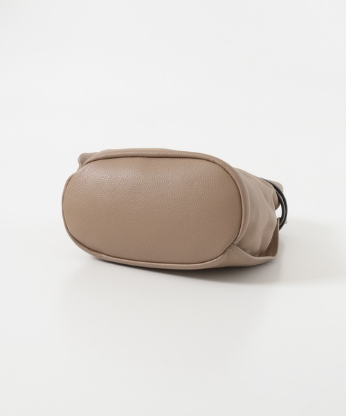 URBAN RESEARCH DOORS（アーバンリサーチドアーズ）の「the dilettante　DRAWING POCHETTE（ショルダーバッグ・レディース・ベージュ系その他・ONE）」の4枚目の写真