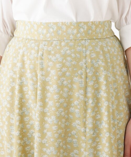 DRESKIP（ドレスキップ）の「◆花柄ゴアードスカート（スカート・レディース・ネイビー系/ライトイエロー系1/ホワイト系3・03/02）」の8枚目の写真