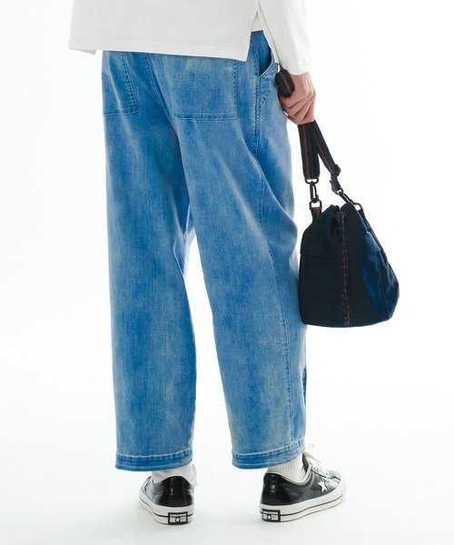 plain-me（プレインミー）の「plain-me ナイロン光沢巾着バッグ（ショルダーバッグ・メンズ・ネイビー・FREE）」の9枚目の写真