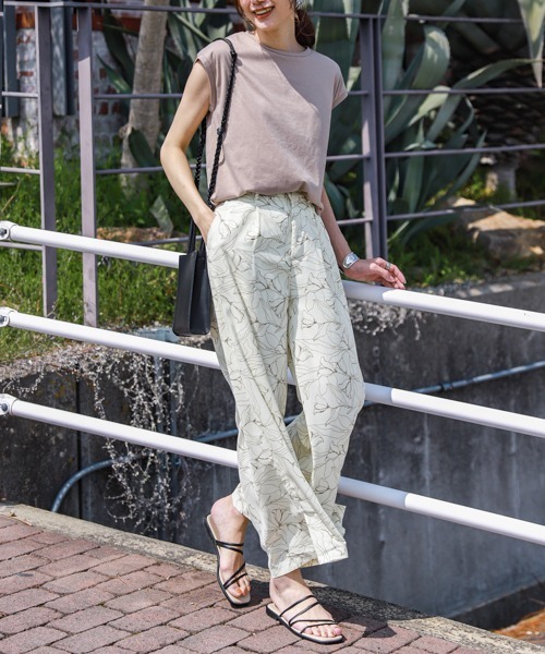 La-gemme(ラジェム)の「線画フラワー&マーブル柄パンツ(その他パンツ・レディース・ホワイト系その他/ブラック系その他/ブラック系その他2/ベージュ系その他2・M/L)」の20枚目の写真