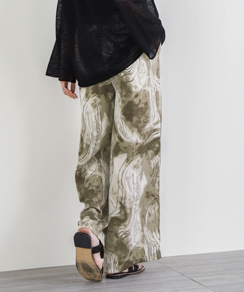 La-gemme(ラジェム)の「線画フラワー&マーブル柄パンツ(その他パンツ・レディース・ホワイト系その他/ブラック系その他/ブラック系その他2/ベージュ系その他2・M/L)」の8枚目の写真