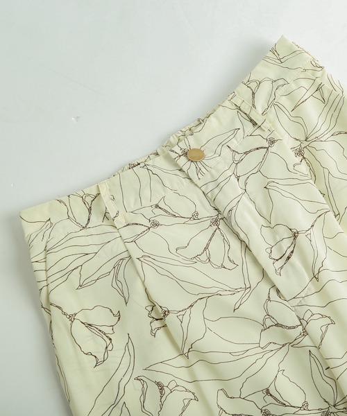 La-gemme(ラジェム)の「線画フラワー&マーブル柄パンツ(その他パンツ・レディース・ホワイト系その他/ブラック系その他/ブラック系その他2/ベージュ系その他2・M/L)」の14枚目の写真