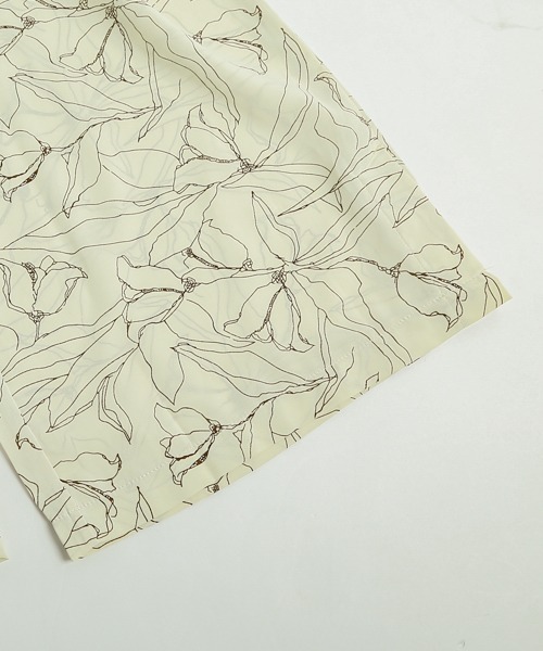 La-gemme(ラジェム)の「線画フラワー&マーブル柄パンツ(その他パンツ・レディース・ホワイト系その他/ブラック系その他/ブラック系その他2/ベージュ系その他2・M/L)」の22枚目の写真
