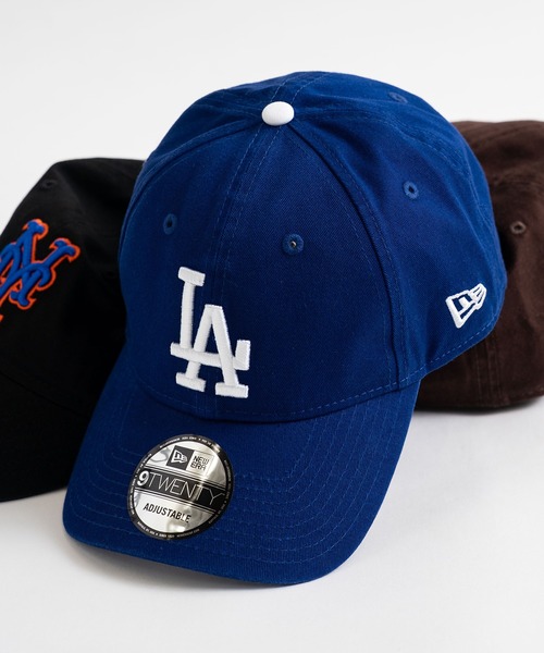 NEW ERA（ニューエラ）の「【NEW ERA】920 6panel classic cap  MLB/NBA　クラシックベースボールCAP 9TWENTY（キャップ・メンズ・グレー系/ネイビー系2/レッド系2/グリーン/パープル系/ブラック系5/ブラック系9/ブラック系2/ブラック系7/グレー系2/ブラック系その他/ネイビー系3/ホワイト系/ブラック系3/レッド系/ブラック系/ブラック系8/ネイビー系/ベージュ系/ブラック系6/ブラック系4/ブルー系2/ブルー系3/ブルー系/ネイビー系4/ブラック系その他2/グレー系3/ホワイト系1/ホワイト系2/ブラック系その他3/ブラック系その他4/ブラック系その他5/グレー系4/グレー系5/グレー系6/グリーン系2/その他5/その他4/その他1/その他3/その他/その他6/ブラック系その他6/ブラック系その他7/その他12/その他7/その他8/その他9/その他10/グリーン系1/グリーン系3/その他2/レッド系1/グリーン系5/ブルー系4/ホワイト系3/ブルー系5/ブラック/ブラック系1/ブラック×ホワイト/レッド系3/レッド系4/その他11/その他13/その他14/ブラウン/その他20/その他19/その他21/その他22/ベージュ系その他2/その他24/その他23/その他25/グレー系1/ベージュ系その他3/ベージュ系その他4/ブラック×ブルー/ダークブルー/その他27/その他28/その他29/その他26/その他30/ブラック×ブラック/ダークブラック/ブルー系7/ネイビー系6/グレー系その他3/ブルー系8/その他31/グリーン系その他6/A/ワイン/ワイン系2/グレー系その他7・FREE）」の2枚目の写真