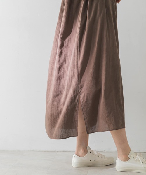 URBAN RESEARCH（アーバンリサーチ）の「コットンガウンワンピース（ワンピース・レディース・ラベンダー/ブラウン/ブラック・FREE）」の6枚目の写真