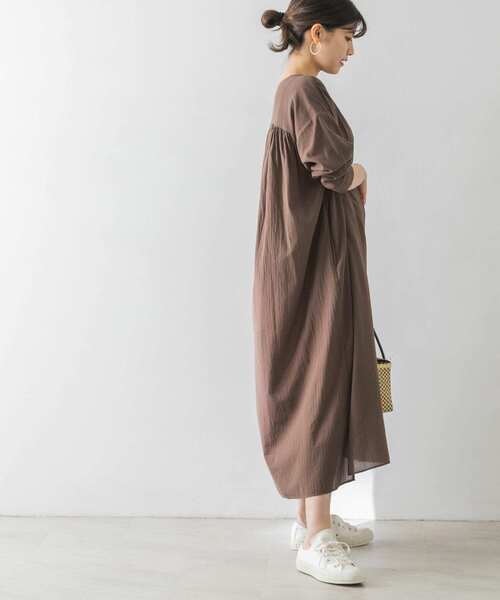 URBAN RESEARCH（アーバンリサーチ）の「コットンガウンワンピース（ワンピース・レディース・ラベンダー/ブラウン/ブラック・FREE）」の9枚目の写真