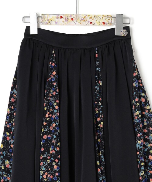 ANEVER（アンエバー）の「【SEDUM】サーキュラーパネル スカート（スカート・レディース・ホワイト系/ブラック系・38）」の11枚目の写真