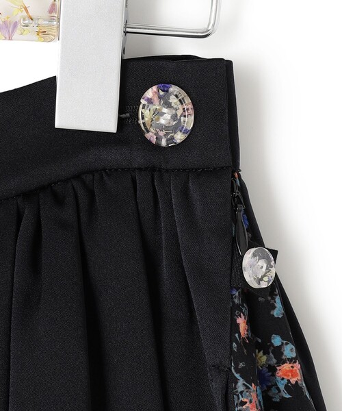 ANEVER（アンエバー）の「【SEDUM】サーキュラーパネル スカート（スカート・レディース・ホワイト系/ブラック系・38）」の14枚目の写真