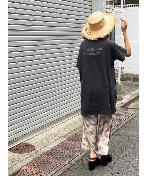 one way(ワンウェイ)の「【oneway】サイドねじれTシャツ(Tシャツ/カットソー・レディース・ホワイト/ベージュ/グレー・FREE)」の19枚目の写真