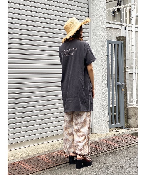one way(ワンウェイ)の「【oneway】サイドねじれTシャツ(Tシャツ/カットソー・レディース・ホワイト/ベージュ/グレー・FREE)」の6枚目の写真