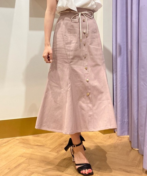 31 Sons de mode（トランテアン　ソン　ドゥ　モード）の「合皮ベルト付きデニムスカート（スカート・レディース・ピンク/インディゴブルー・38/36）」の2枚目の写真