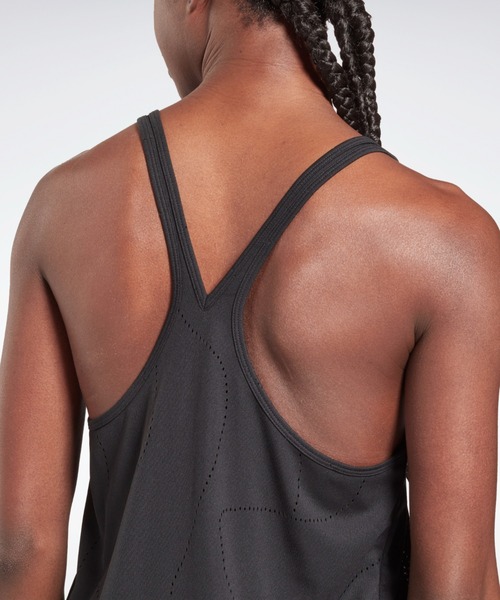 Reebok（リーボック）の「ユナイテッド バイ フィットネス パーフォレーテッド タンク トップ / United By Fitness Perforated Tank Top（タンクトップ・レディース・ブラック/ブルー・LARGE/MEDIUM/SMALL/X-SMALL/X-LARGE/XX-LARGE）」の8枚目の写真