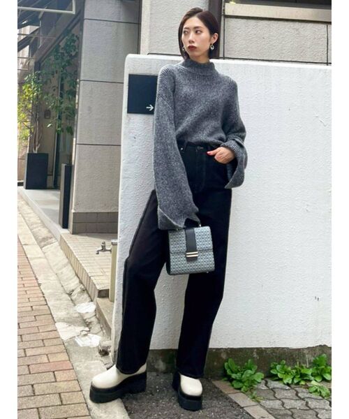 EMODA（エモダ）の「サイドゴアブーツ（ブーツ・レディース・アイボリー/ブラック・SMALL/MEDIUM/LARGE）」の7枚目の写真