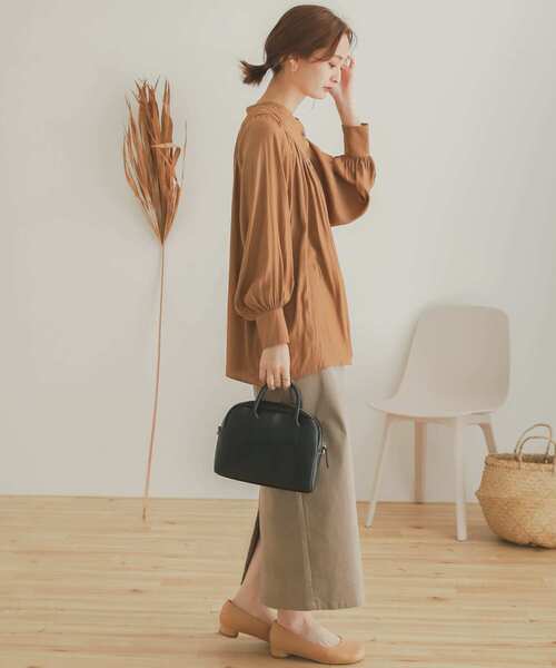 SENSE OF PLACE by URBAN RESEARCH（センスオブプレイスバイアーバンリサーチ）の「2WAYギャザーブラウス（シャツ/ブラウス・レディース・アイボリー/オレンジ/キャメル/ブラック・ONE）」の5枚目の写真