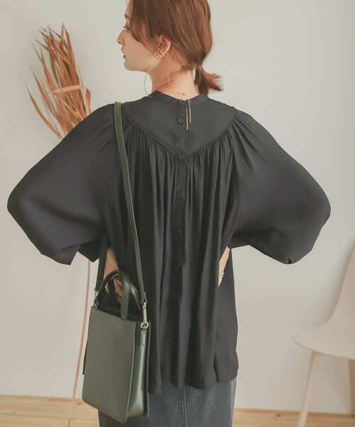 SENSE OF PLACE by URBAN RESEARCH（センスオブプレイスバイアーバンリサーチ）の「2WAYギャザーブラウス（シャツ/ブラウス・レディース・アイボリー/オレンジ/キャメル/ブラック・ONE）」の11枚目の写真