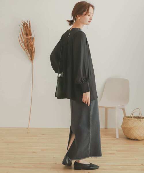 SENSE OF PLACE by URBAN RESEARCH（センスオブプレイスバイアーバンリサーチ）の「2WAYギャザーブラウス（シャツ/ブラウス・レディース・アイボリー/オレンジ/キャメル/ブラック・ONE）」の16枚目の写真