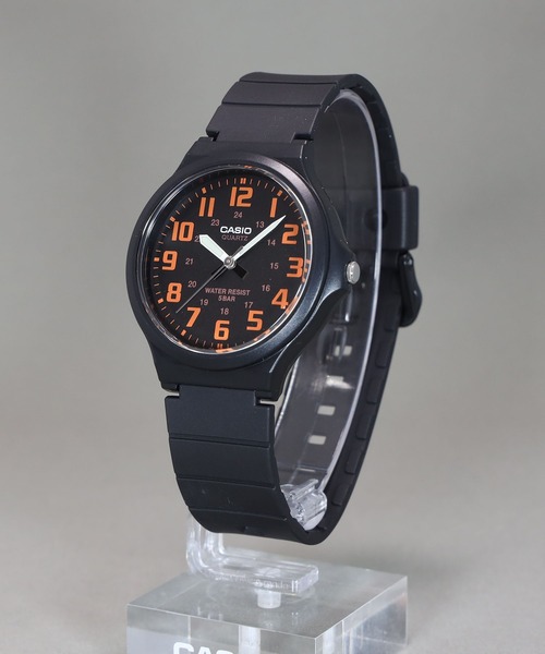 CASIO(カシオ)の「CASIO Collection / MW-240-4BJH(アナログ腕時計・メンズ・ブラック・FREE)」の2枚目の写真