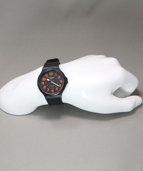 CASIO(カシオ)の「CASIO Collection / MW-240-4BJH(アナログ腕時計・メンズ・ブラック・FREE)」の8枚目の写真