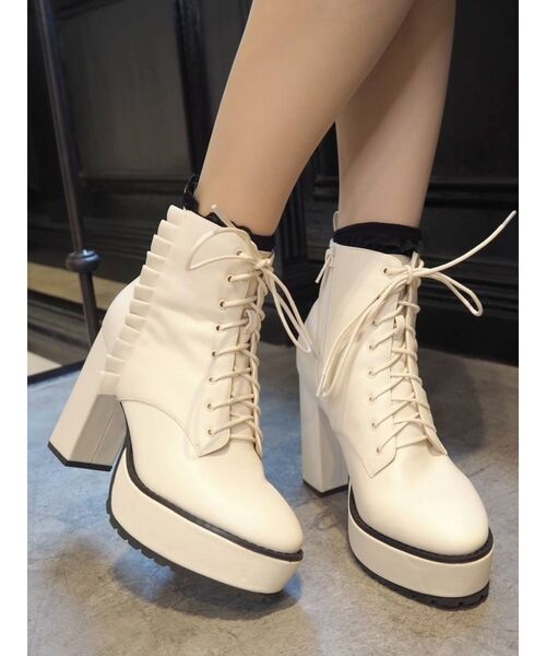 EATME（イートミー）の「レースアップアンクルブーツ（ブーツ・レディース・ブラック/アイボリー/その他1・S/M/L）」の13枚目の写真