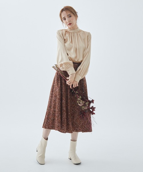 Fabulous Angela（ファビュラスアンジェラ）の「サテンボウタイブラウス（シャツ/ブラウス・レディース・アイボリー/カーキ/ベージュ・FREE）」の9枚目の写真