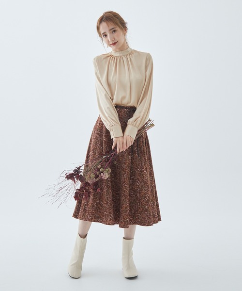 Fabulous Angela（ファビュラスアンジェラ）の「サテンボウタイブラウス（シャツ/ブラウス・レディース・アイボリー/カーキ/ベージュ・FREE）」の18枚目の写真