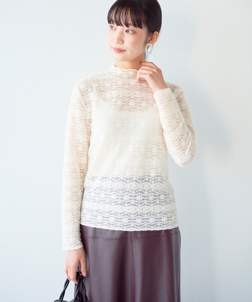 haco!(ハコ)の「手持ちの服がパッと華やぐ 重ね着に便利な総レーストップス(その他トップス・レディース・アイボリー/ブラック・LARGE/MEDIUM/SMALL/X-LARGE)」の2枚目の写真