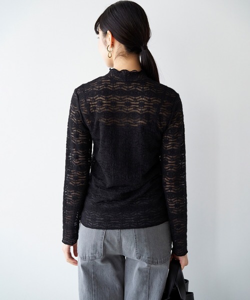 haco!(ハコ)の「手持ちの服がパッと華やぐ 重ね着に便利な総レーストップス(その他トップス・レディース・アイボリー/ブラック・LARGE/MEDIUM/SMALL/X-LARGE)」の8枚目の写真