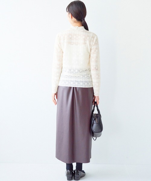 haco!(ハコ)の「手持ちの服がパッと華やぐ 重ね着に便利な総レーストップス(その他トップス・レディース・アイボリー/ブラック・LARGE/MEDIUM/SMALL/X-LARGE)」の22枚目の写真