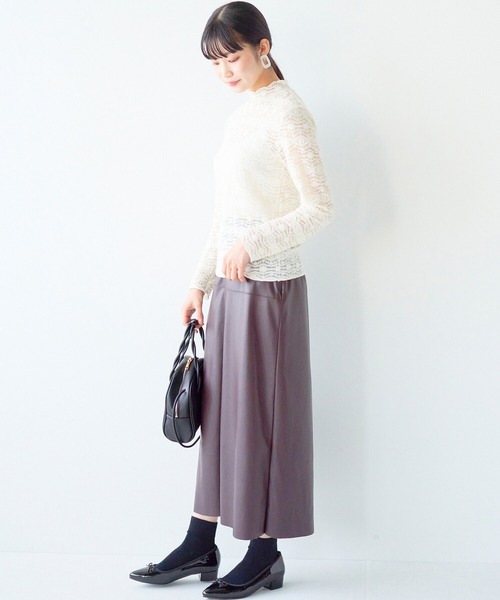 haco!(ハコ)の「手持ちの服がパッと華やぐ 重ね着に便利な総レーストップス(その他トップス・レディース・アイボリー/ブラック・LARGE/MEDIUM/SMALL/X-LARGE)」の21枚目の写真