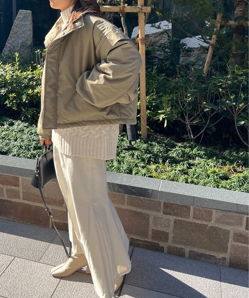 StyleSea（スタイルシー）の「スタンドカラー中綿ショートブルゾン（ダウンジャケット/コート・レディース・アイボリー/ベージュ/カーキ/ブラック・FREE）」の7枚目の写真