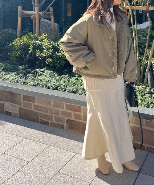 StyleSea（スタイルシー）の「スタンドカラー中綿ショートブルゾン（ダウンジャケット/コート・レディース・アイボリー/ベージュ/カーキ/ブラック・FREE）」の17枚目の写真