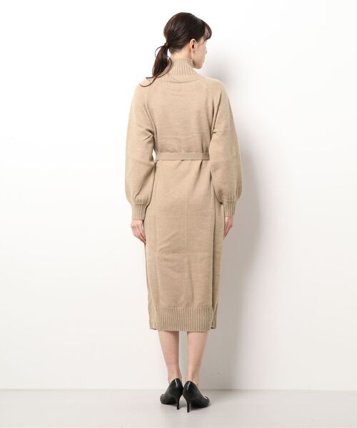 SAISON DE PAPILLON（セゾンドパピヨン）の「斜めボタンデザインハイネックコクーンニットワンピース（ワンピース・レディース・ネイビー/グレー/ベージュ・L/M）」の15枚目の写真