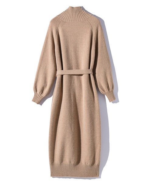 SAISON DE PAPILLON（セゾンドパピヨン）の「斜めボタンデザインハイネックコクーンニットワンピース（ワンピース・レディース・ネイビー/グレー/ベージュ・L/M）」の4枚目の写真