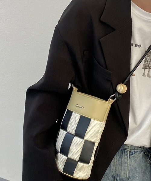 MANGROVE(マングローブ)の「マルチカラーバケットバック(ショルダーバッグ・レディース・グリーン/ホワイト/ベージュ・FREE)」の10枚目の写真