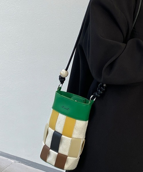 MANGROVE(マングローブ)の「マルチカラーバケットバック(ショルダーバッグ・レディース・グリーン/ホワイト/ベージュ・FREE)」の8枚目の写真