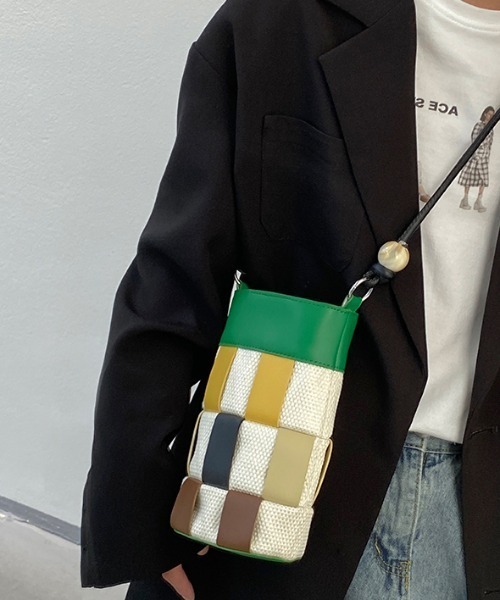 MANGROVE(マングローブ)の「マルチカラーバケットバック(ショルダーバッグ・レディース・グリーン/ホワイト/ベージュ・FREE)」の6枚目の写真