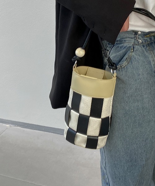 MANGROVE(マングローブ)の「マルチカラーバケットバック(ショルダーバッグ・レディース・グリーン/ホワイト/ベージュ・FREE)」の11枚目の写真