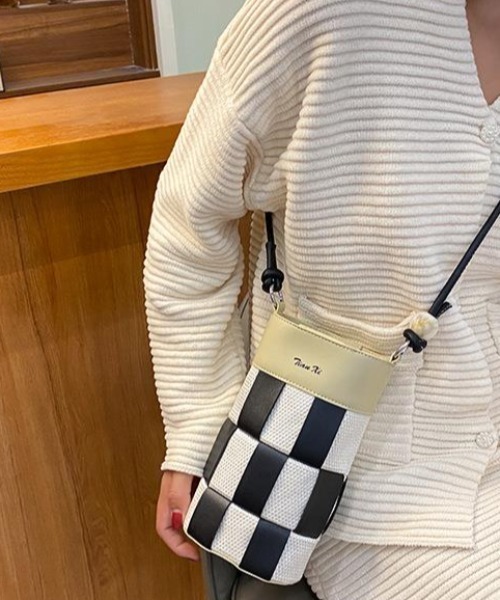 MANGROVE(マングローブ)の「マルチカラーバケットバック(ショルダーバッグ・レディース・グリーン/ホワイト/ベージュ・FREE)」の5枚目の写真